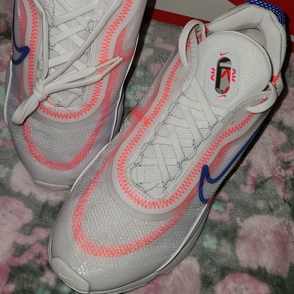 Nike Sneakers - Picture 13 of 16